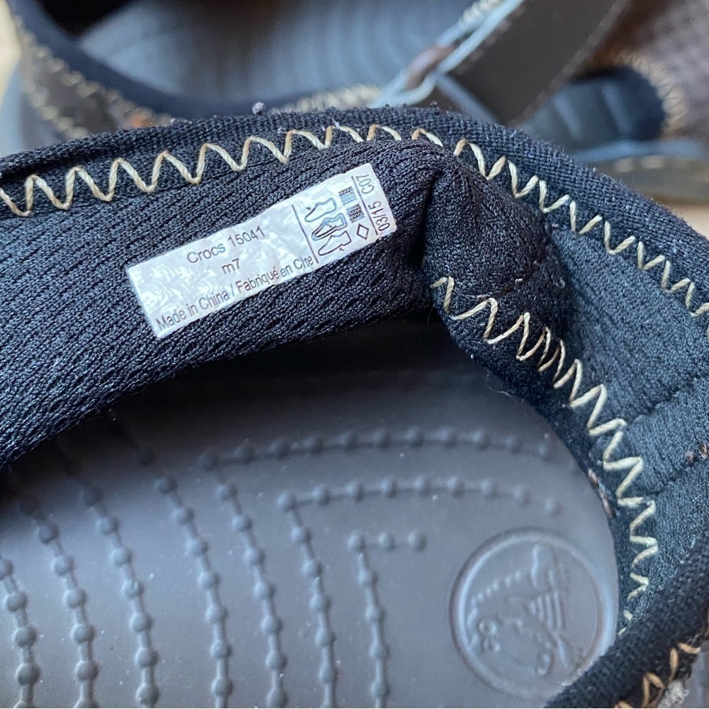 Crocs Mens 7 Brown Hiking Outdoor Comfort Casual Sandals - Picture 7 of 8